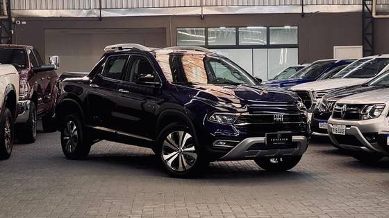 FIAT TORO 2.0 16V TURBO DIESEL VOLCANO 4WD AT9 FIAT TORO 2.0 16V TURBO DIESEL VOLCANO 4WD AT9